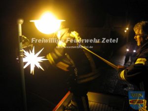 2016-11-24_sterne-aufhaengen-3